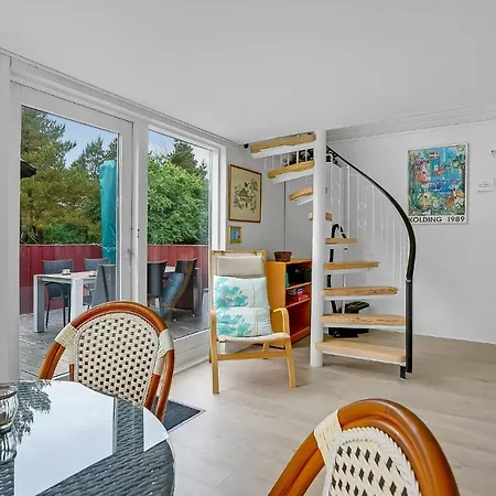 3 Bedroom Cozy In Oksbøl